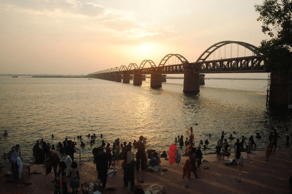 5 Breathtaking Indian Rivers Where Everyone Must Pay Their Visit