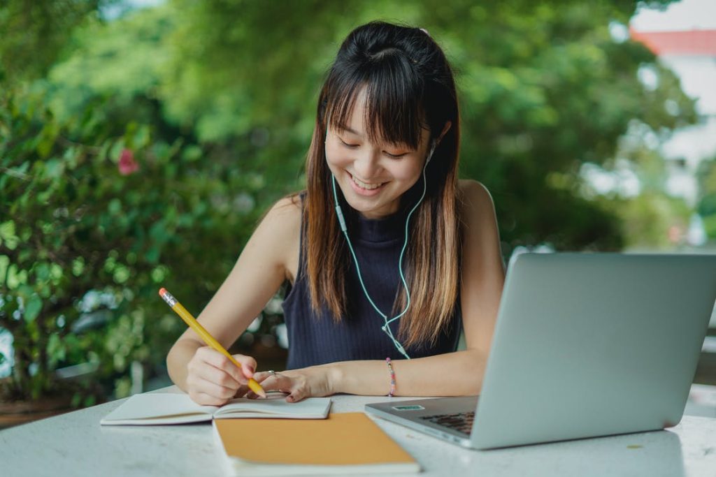 Maximize Your Exam Success: Why You Should Hire an Online Tutor
